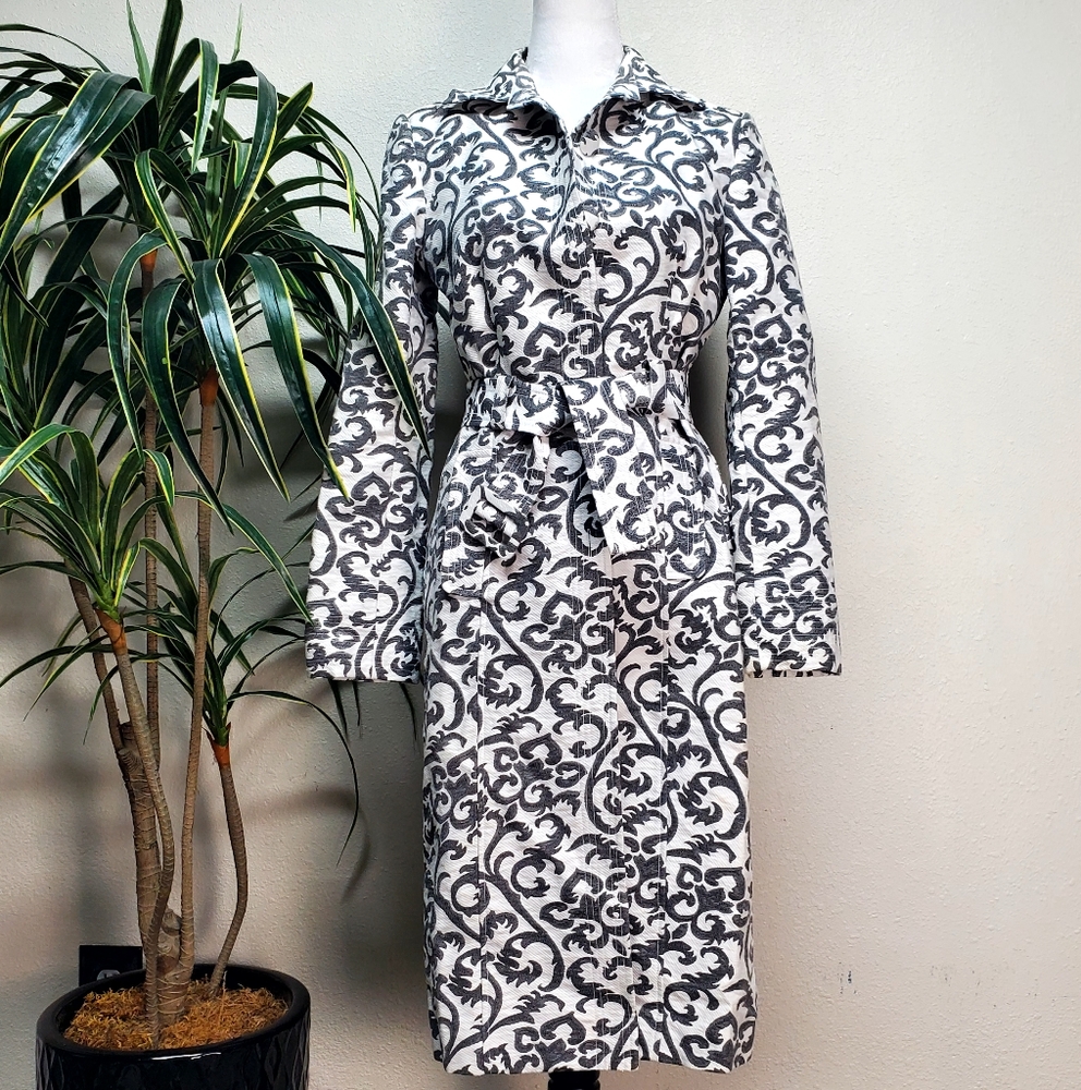 WD NY Raincoat Black and White Patterned Coat Knee Length Size 4